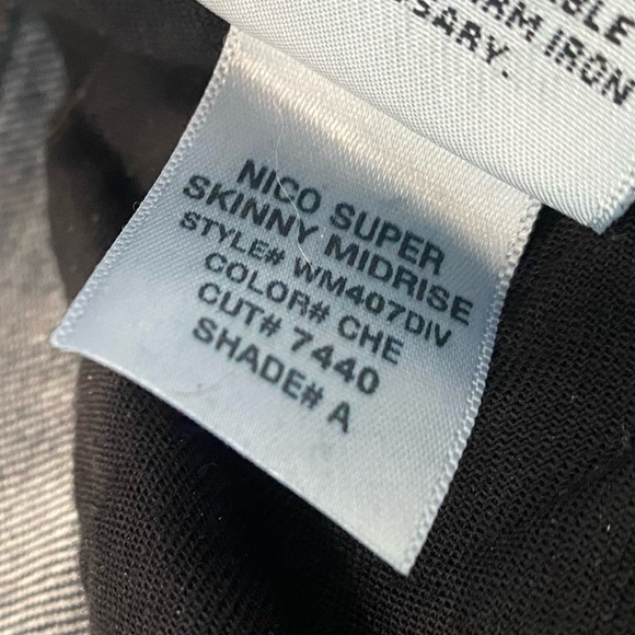 Hudson “Nico” Midrise 26 - Picture 11 of 13